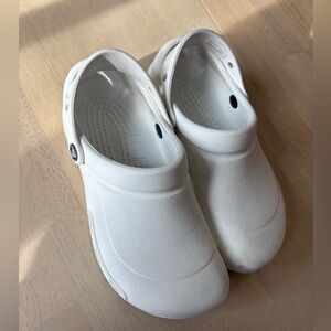 Crocs Bistro Clog Non Slip Women’s 8 Men’s 6